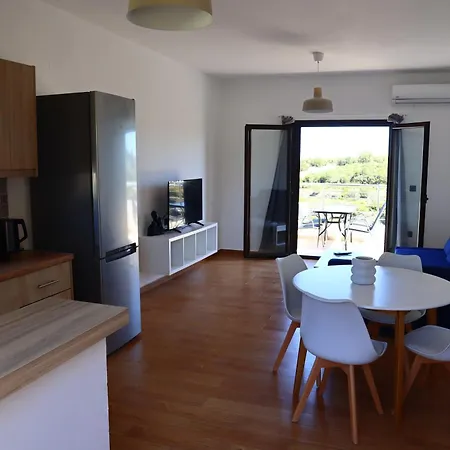 Aparthotel Stefania Dream Erfoi
