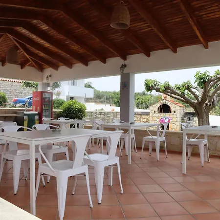 Stefania Dream Aparthotel Erfoi